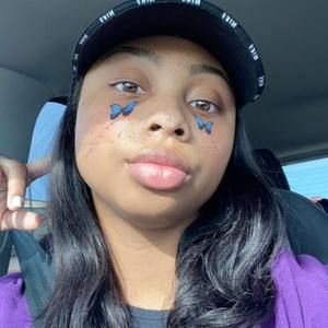 Meet your Posher, Jasmine